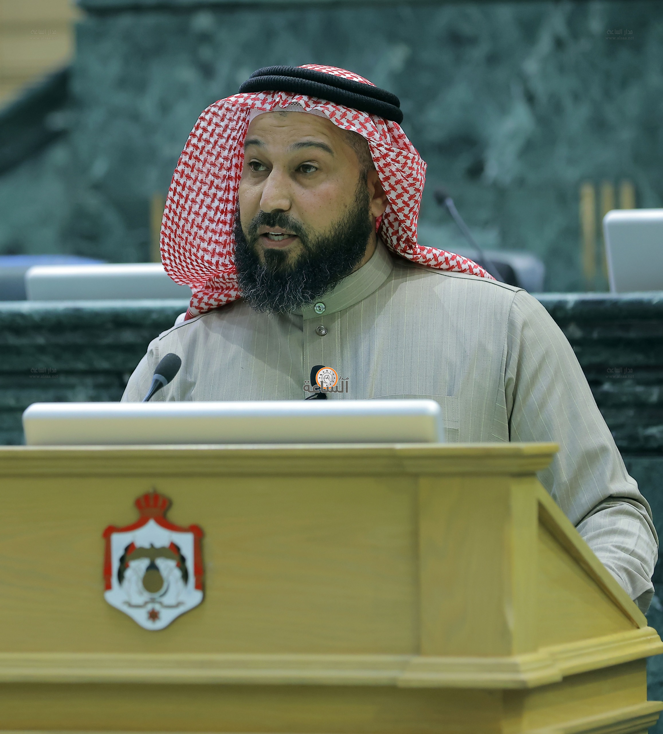 النائب ابراهيم القرالة