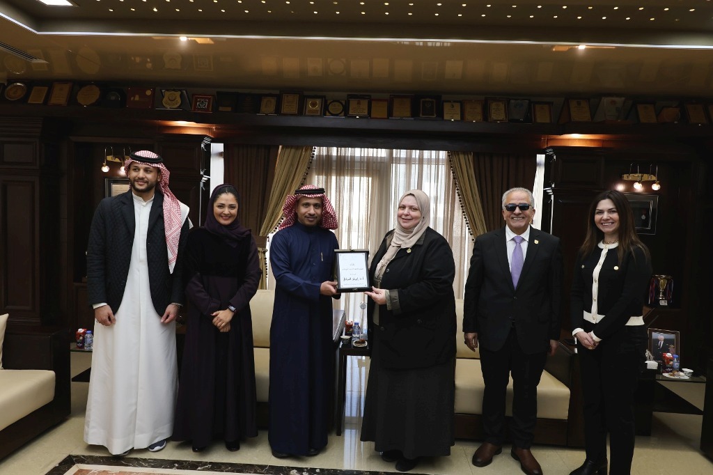 Madar Al-Saa Images 0.1372229757879524