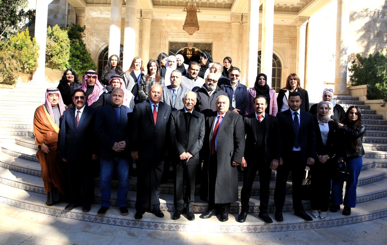 Madar Al-Saa Images 0.4812275708157687