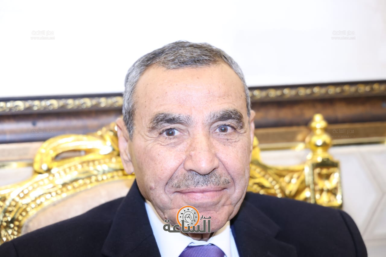 Madar Al-Saa Images 0.4211722871446899