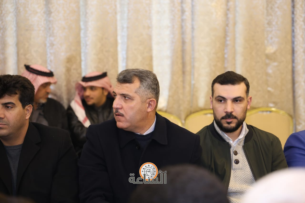 Madar Al-Saa Images 0.23601178275899226