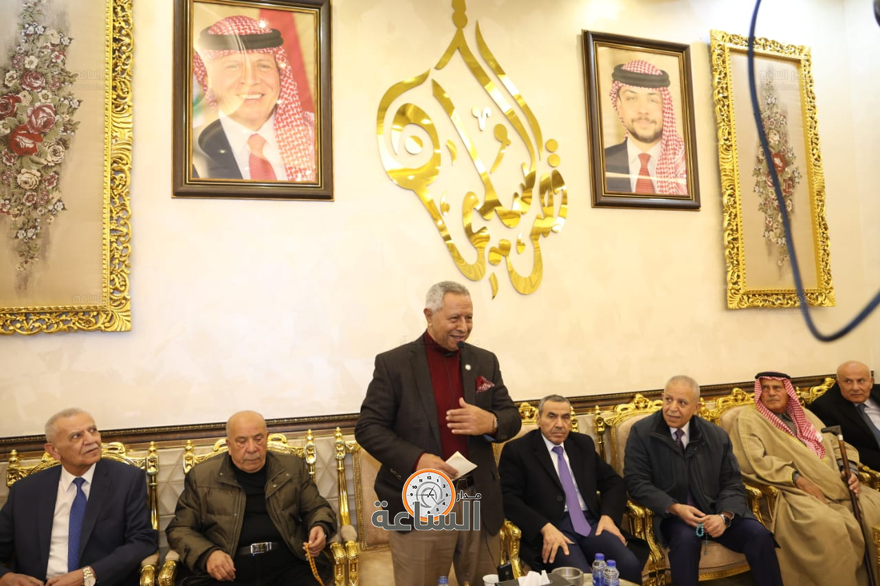 Madar Al-Saa Images 0.380328678335788