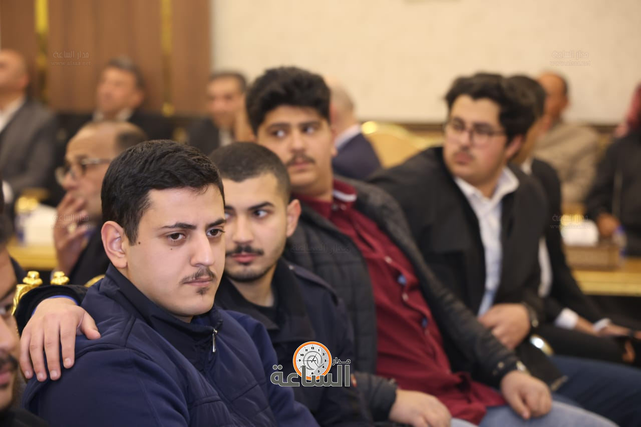 Madar Al-Saa Images 0.3950093970398061