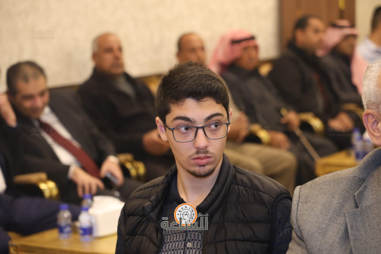 Madar Al-Saa Images 0.608832539872612