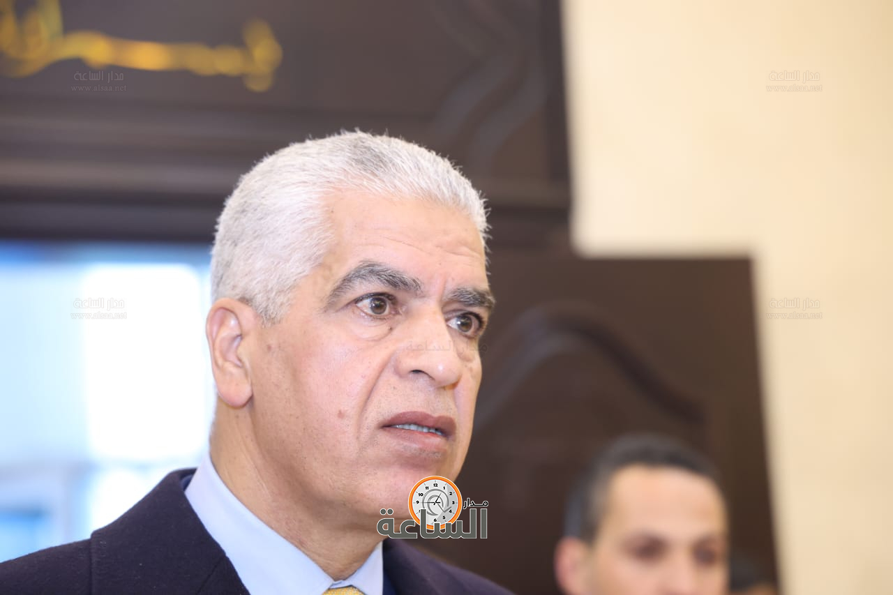 Madar Al-Saa Images 0.8801032584025603