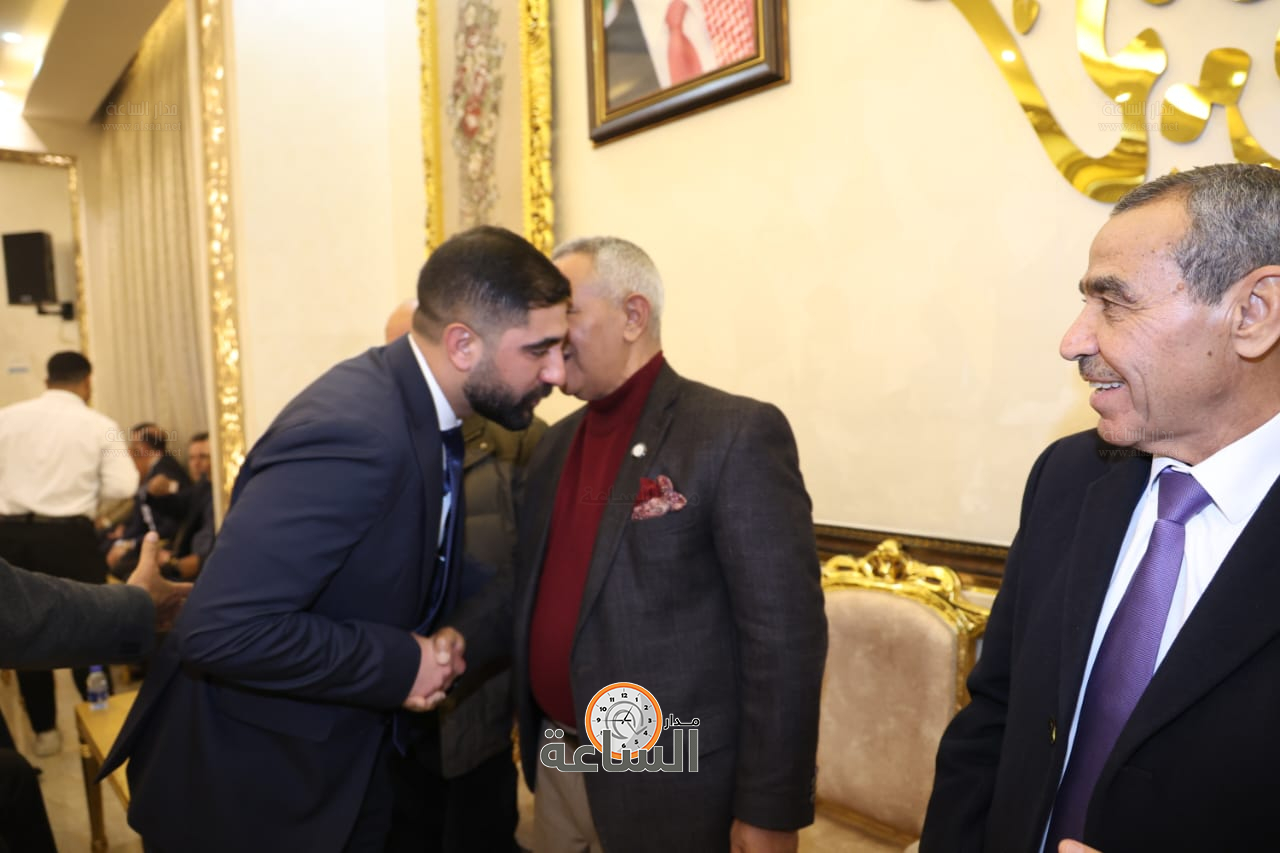 Madar Al-Saa Images 0.7376988087342484