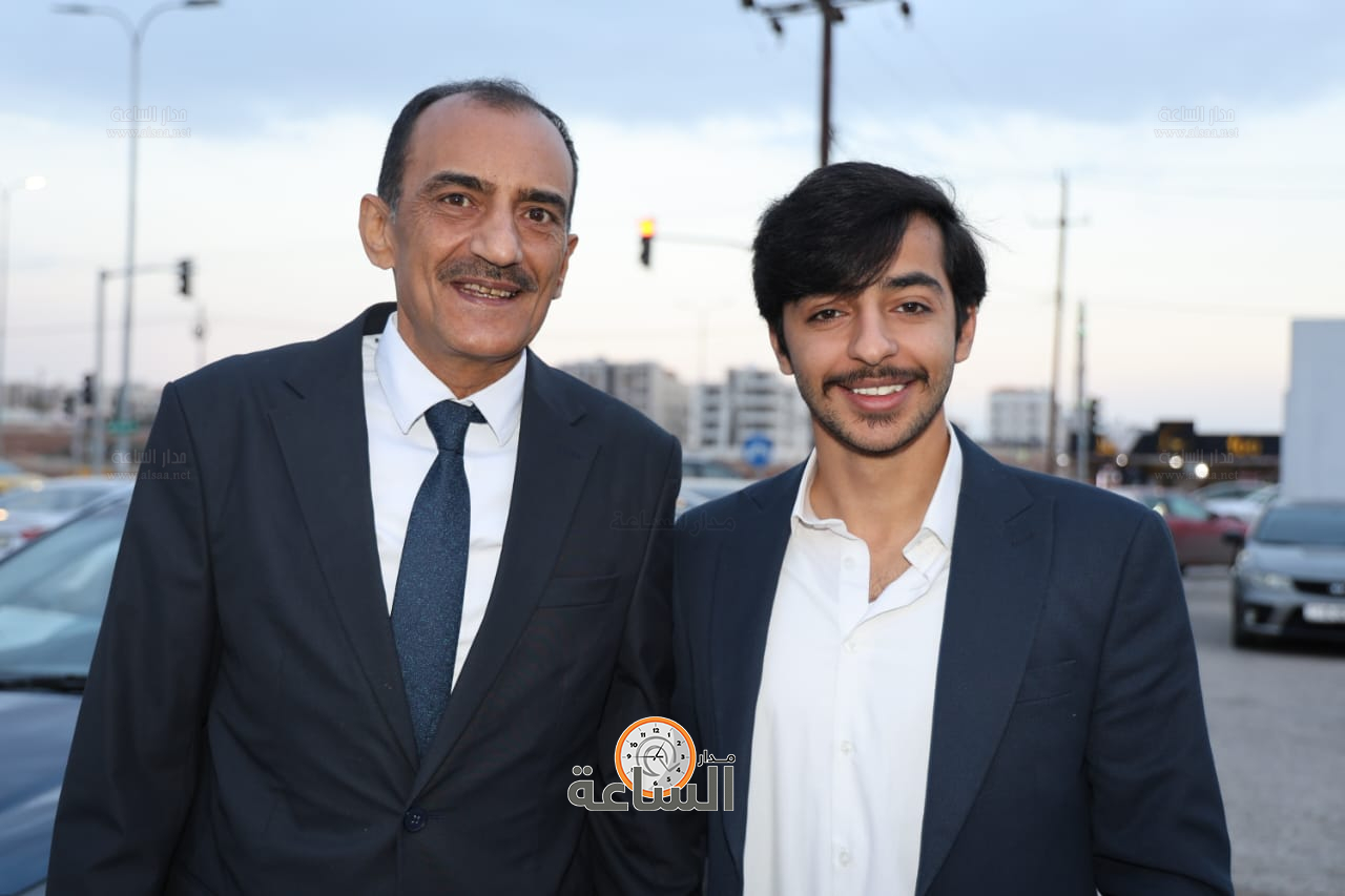 Madar Al-Saa Images 0.23688824443419887