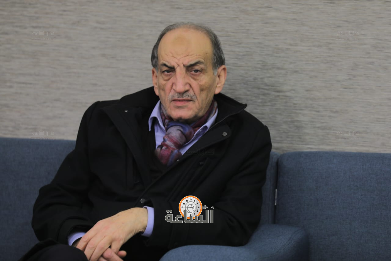 Madar Al-Saa Images 0.19469532120629007