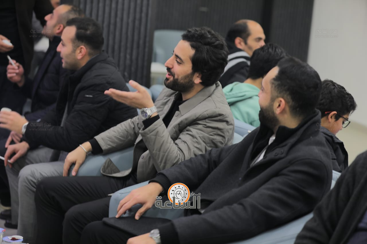 Madar Al-Saa Images 0.8143224342481663