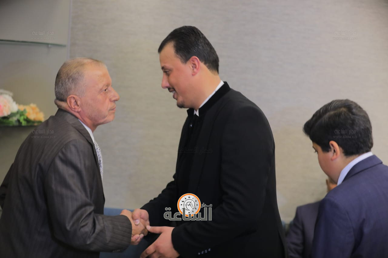 Madar Al-Saa Images 0.5025027324792561