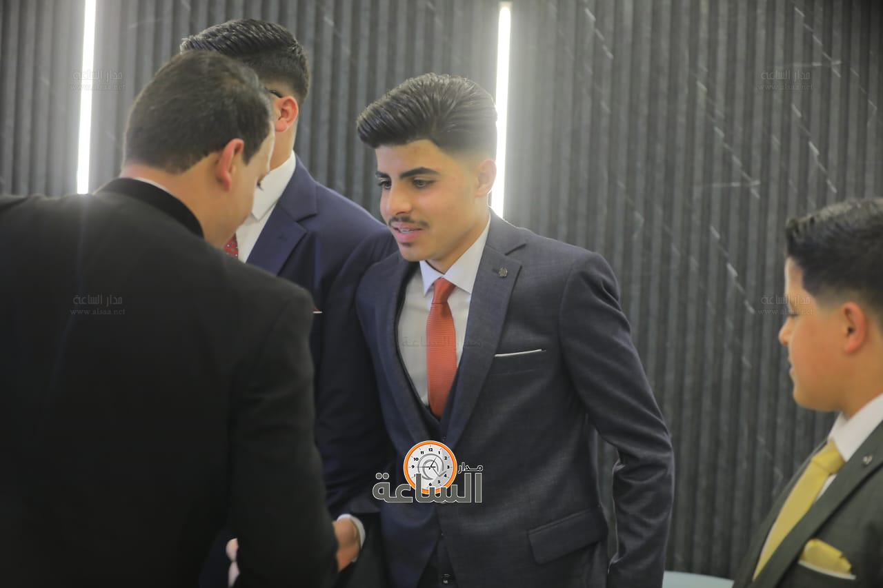 Madar Al-Saa Images 0.043789789336349694