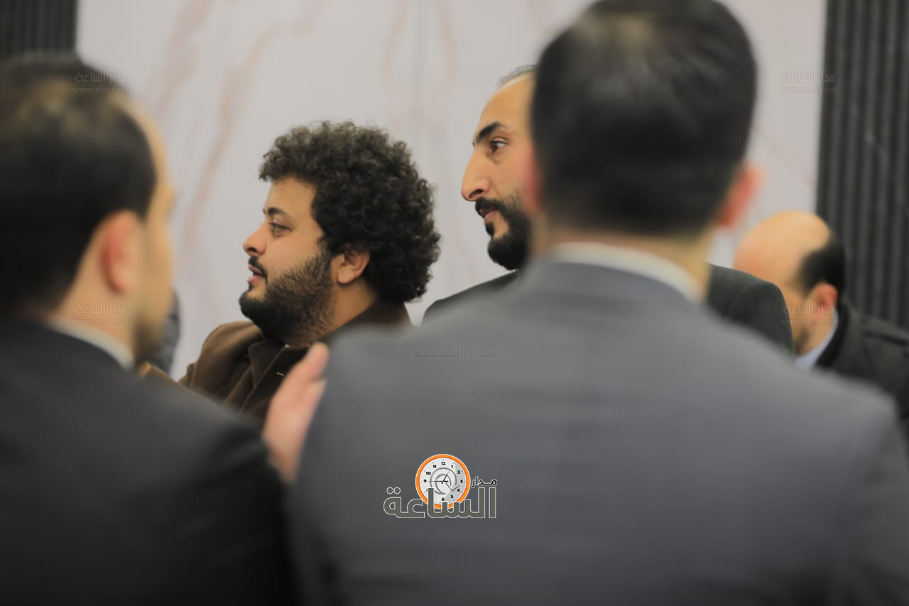 Madar Al-Saa Images 0.12889052556650205