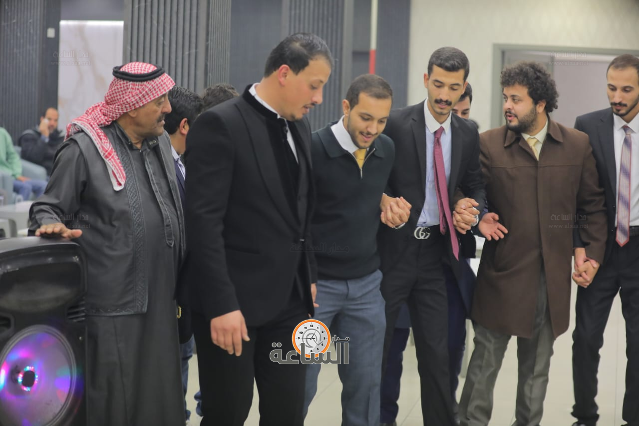 Madar Al-Saa Images 0.318848703023896