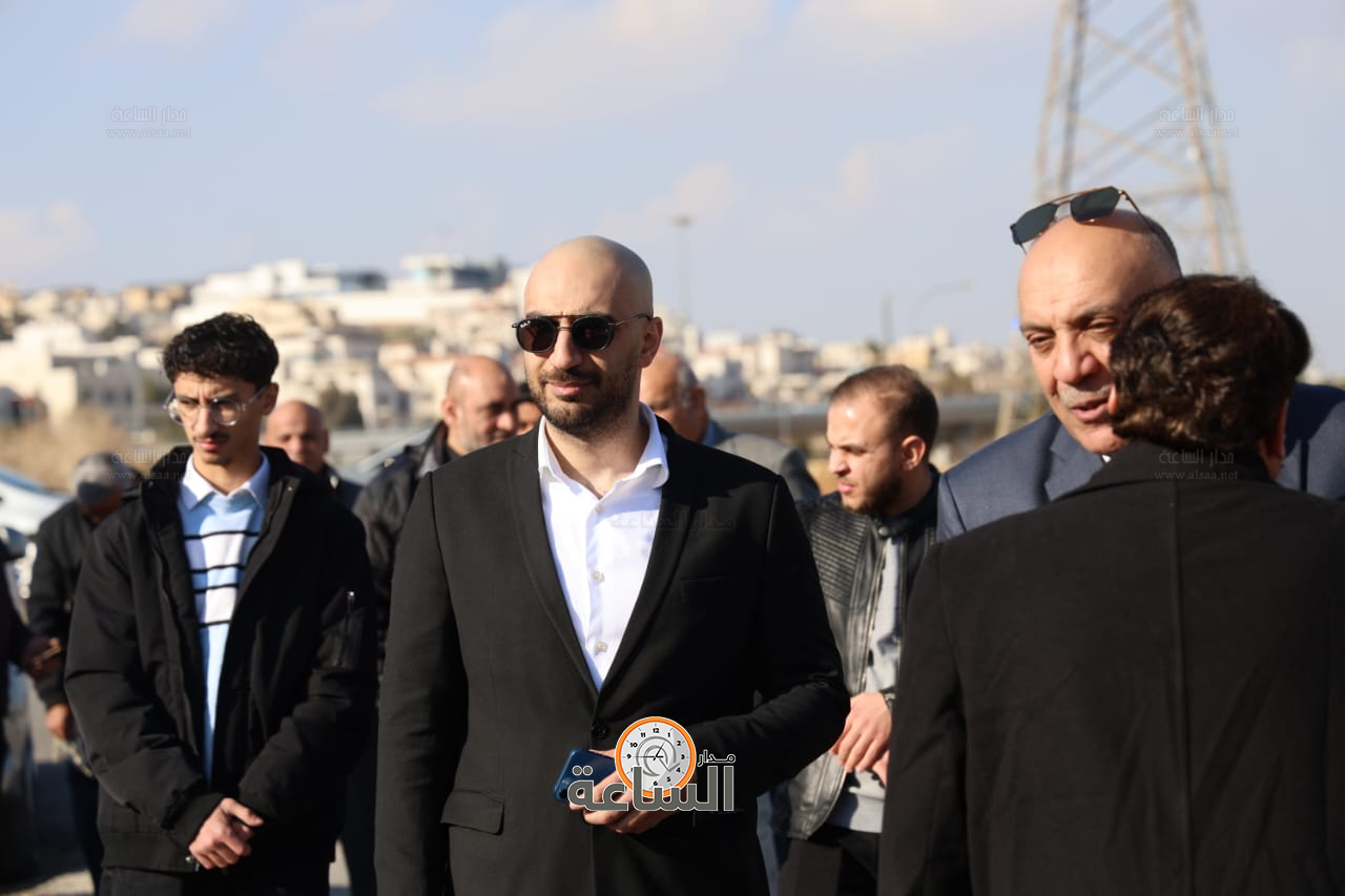 Madar Al-Saa Images 0.9353485768931042