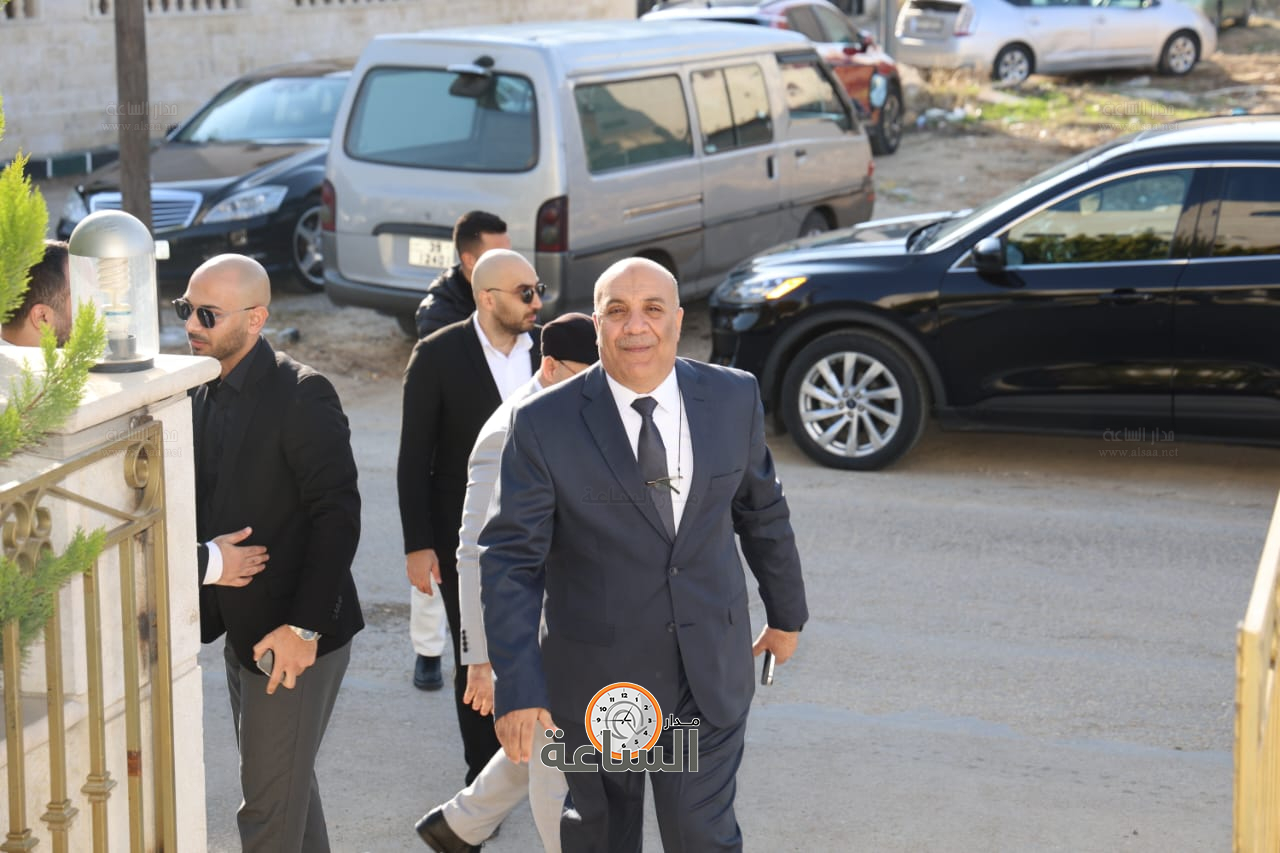 Madar Al-Saa Images 0.6217412245474505