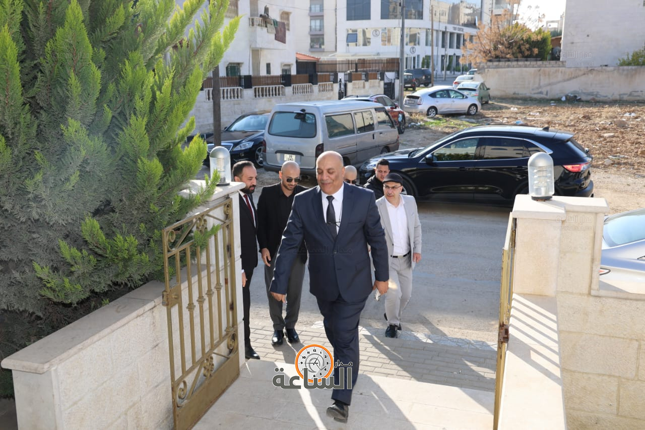 Madar Al-Saa Images 0.7993756087990533