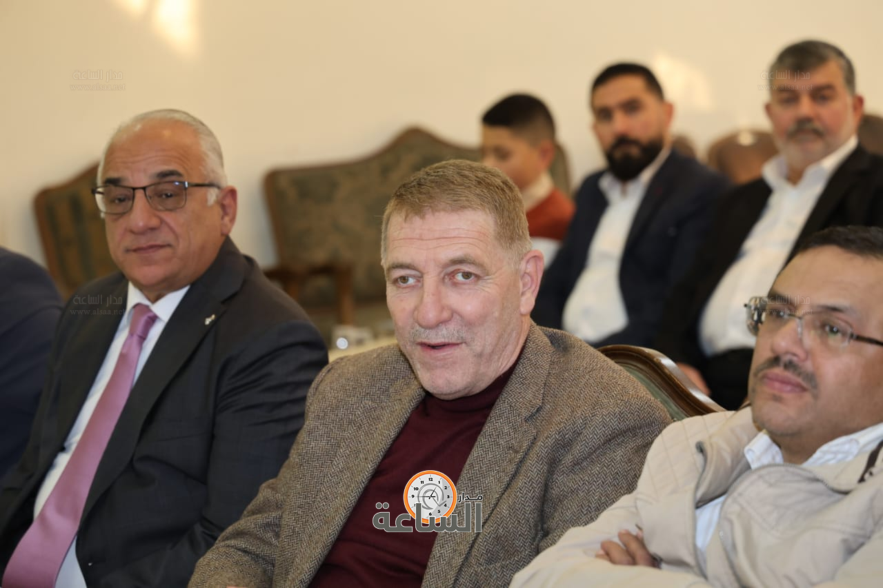 Madar Al-Saa Images 0.9915439518280871