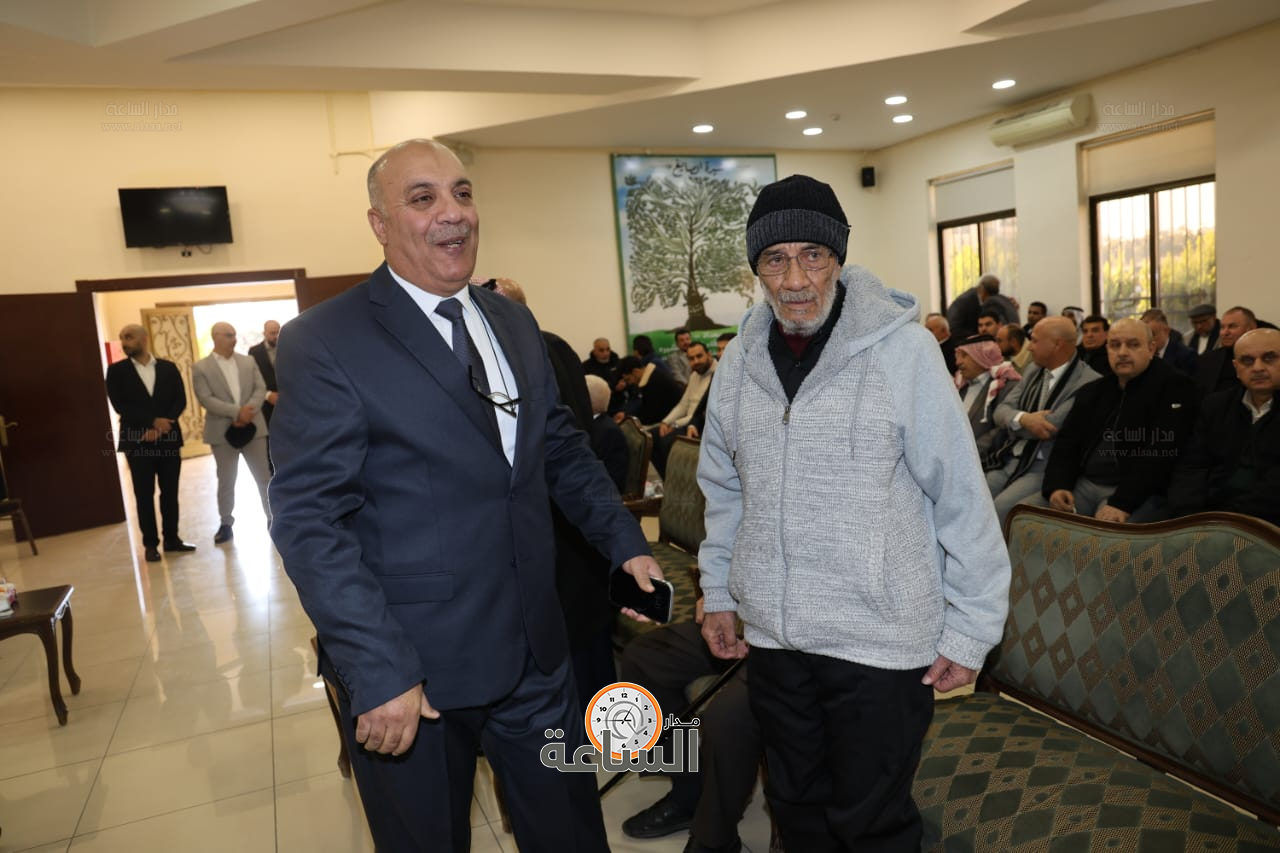 Madar Al-Saa Images 0.48568580091101143