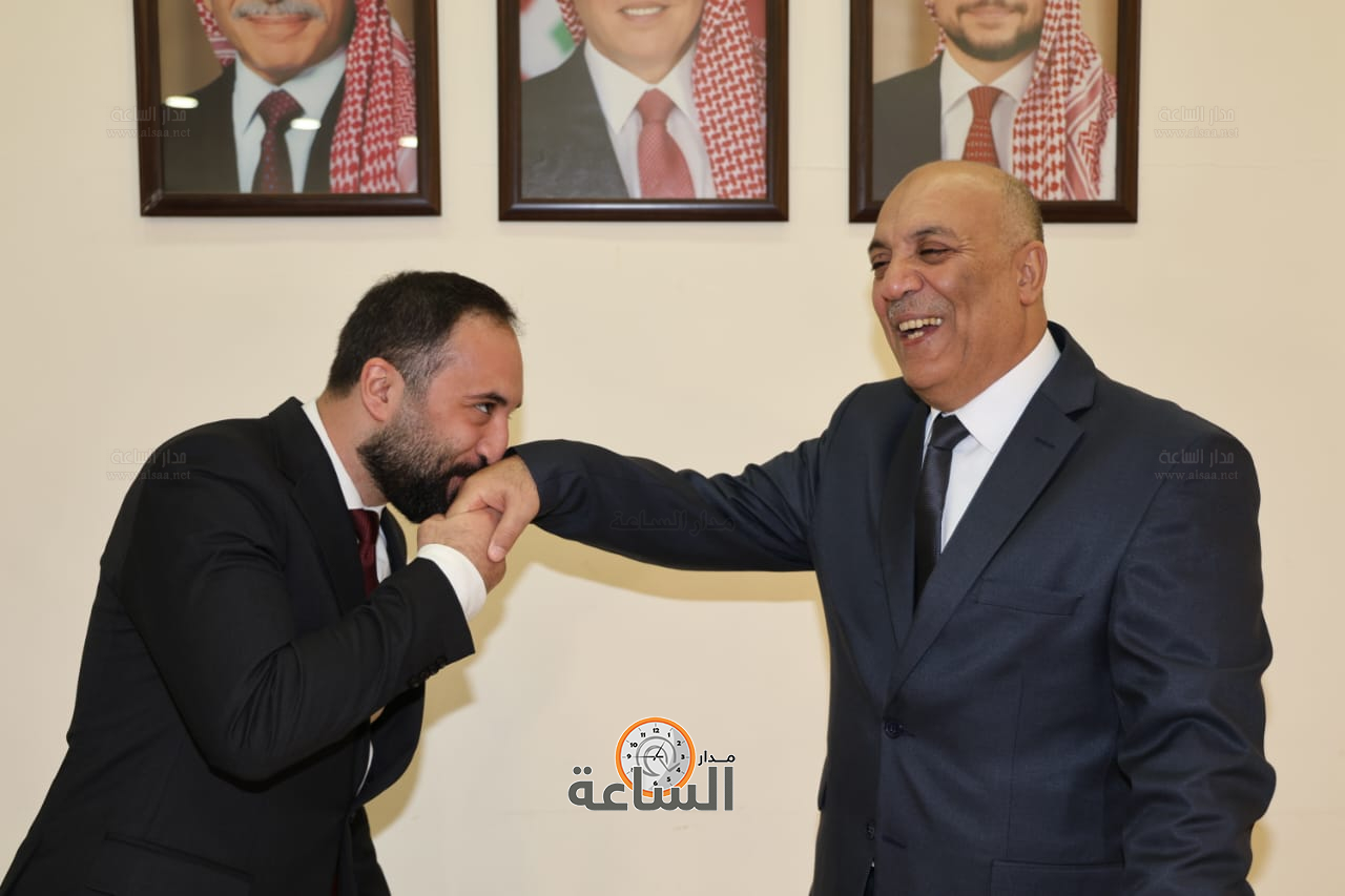 Madar Al-Saa Images 0.507747885056405