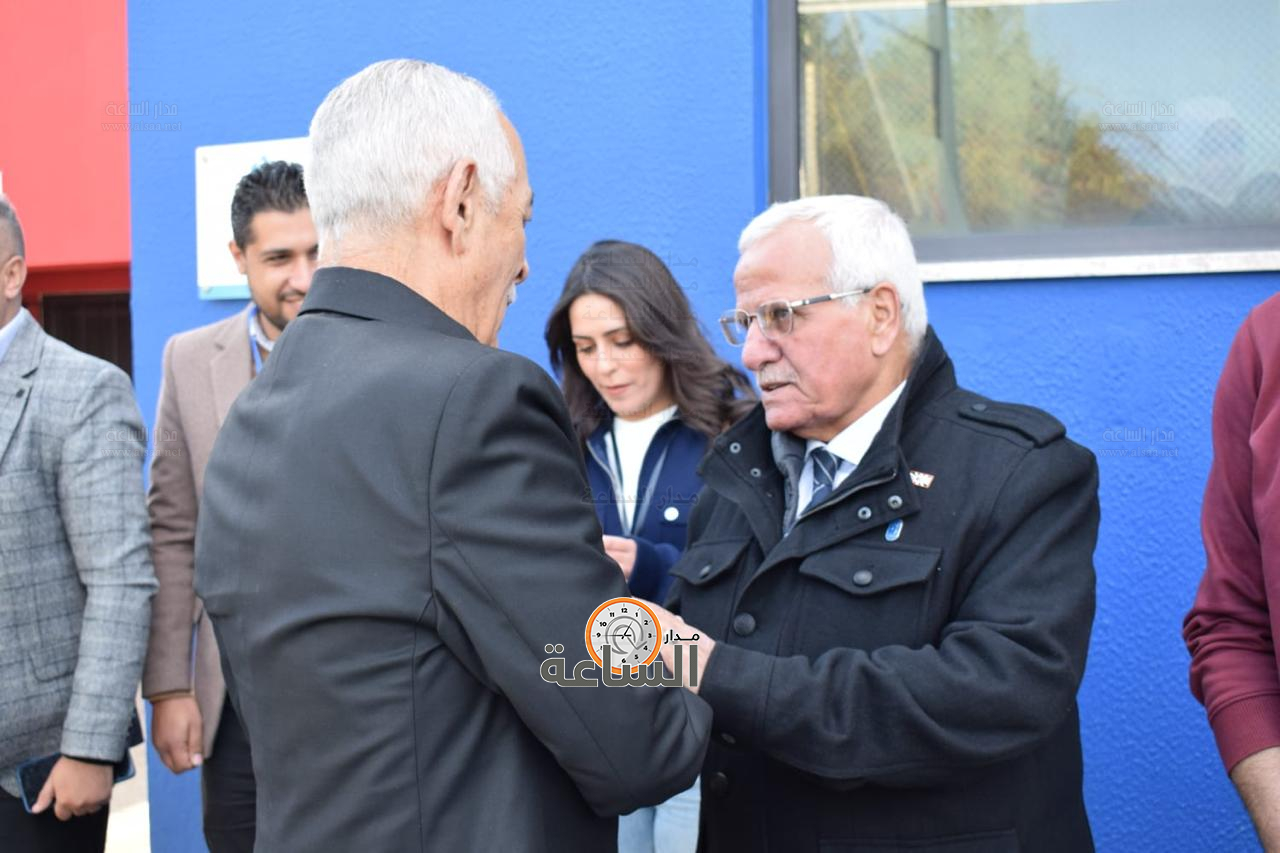 Madar Al-Saa Images 0.3979573517295816