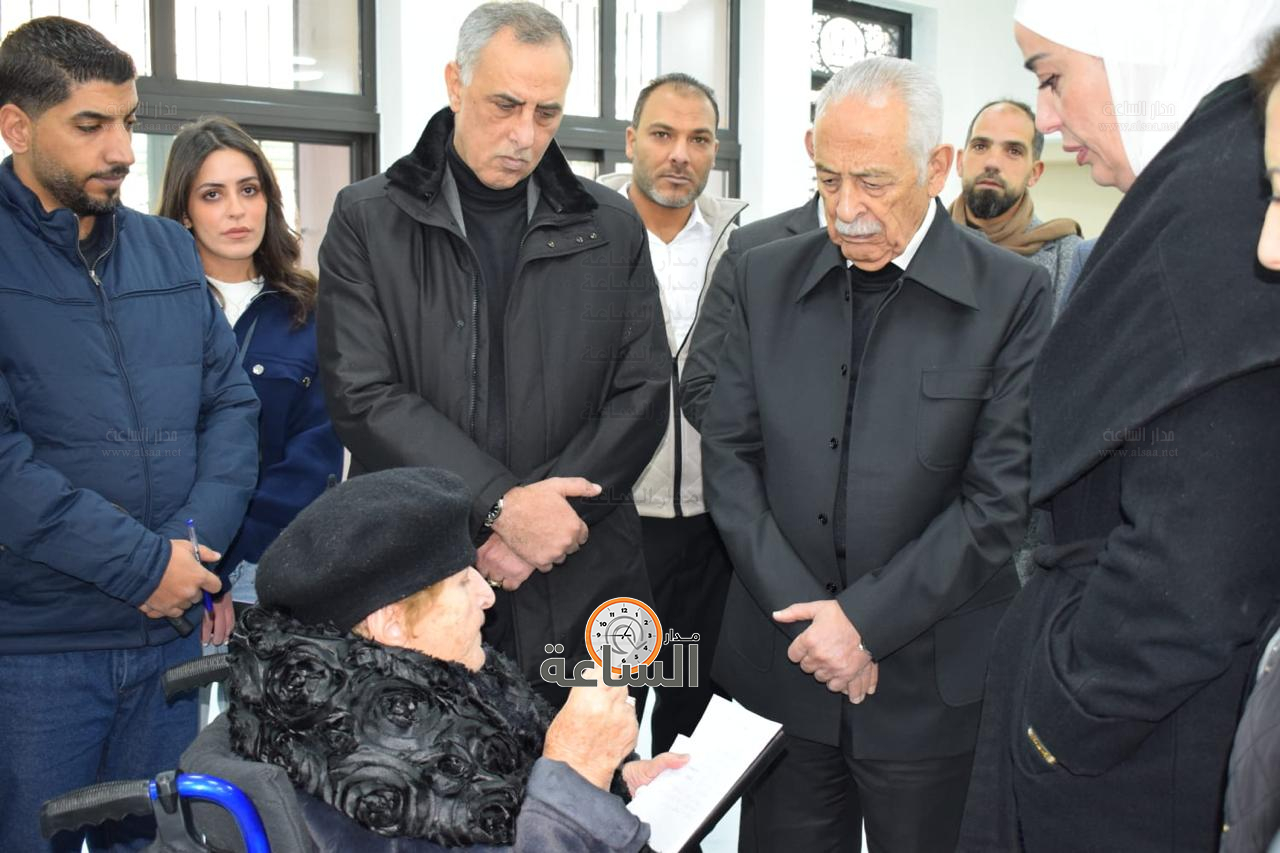 Madar Al-Saa Images 0.7003288200137574