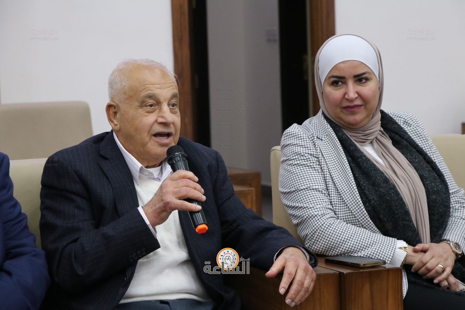 Madar Al-Saa Images 0.04268255199761817