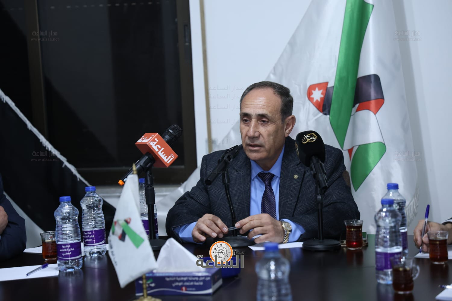 Madar Al-Saa Images 0.9235329101351646