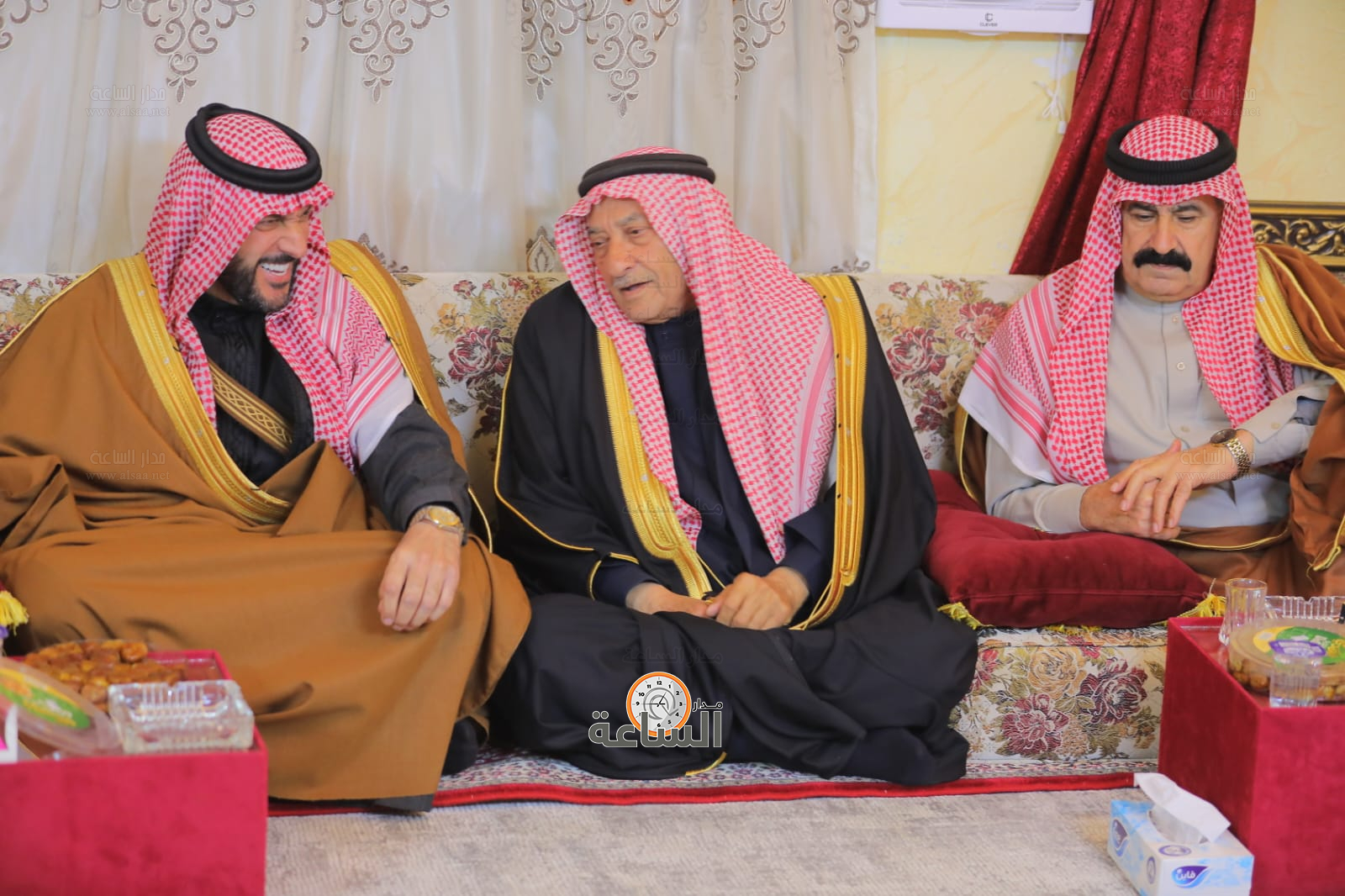 Madar Al-Saa Images 0.9425598228025156