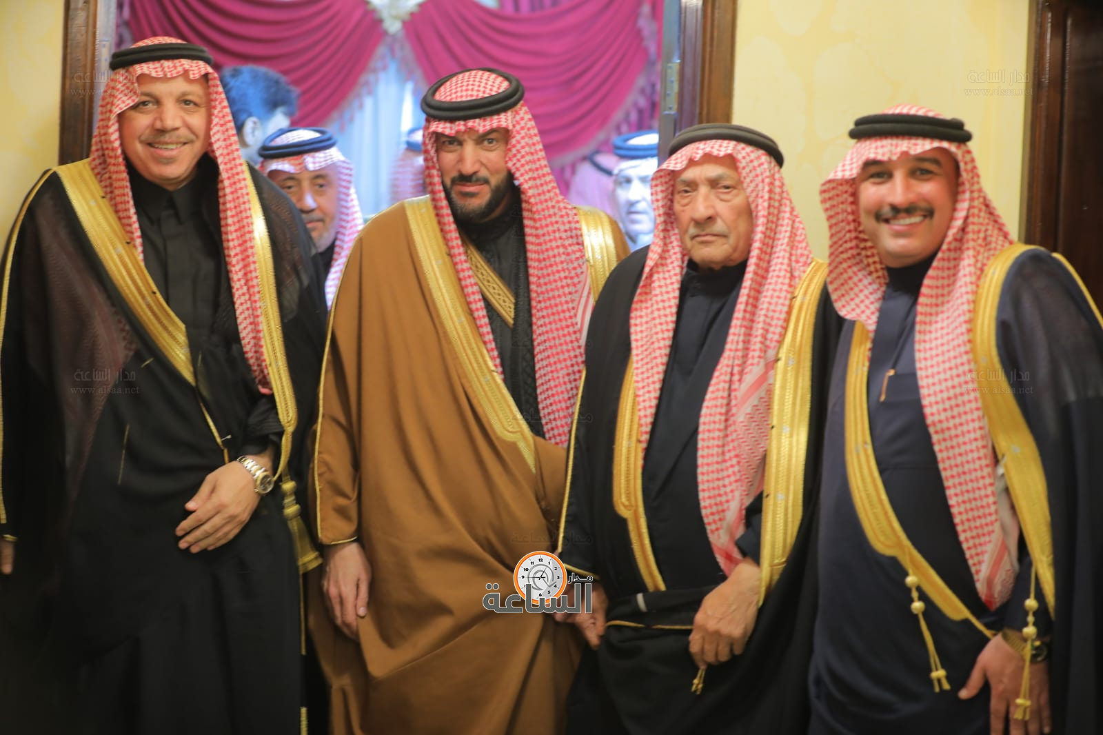 Madar Al-Saa Images 0.8746198180914668