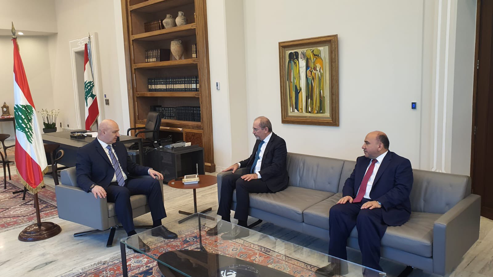 Madar Al-Saa Images 0.5006776685126506