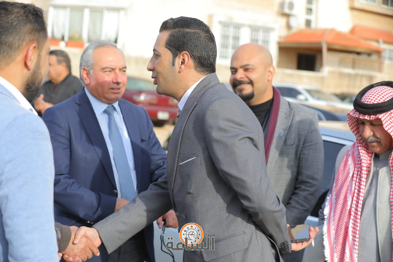 Madar Al-Saa Images 0.40966194373509945