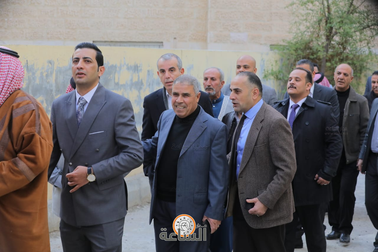 Madar Al-Saa Images 0.42104413543298547