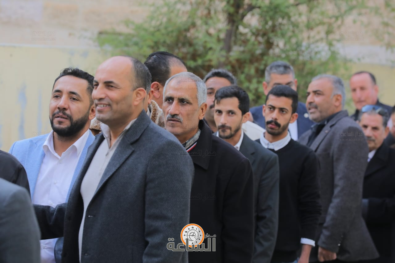 Madar Al-Saa Images 0.9166443639528139