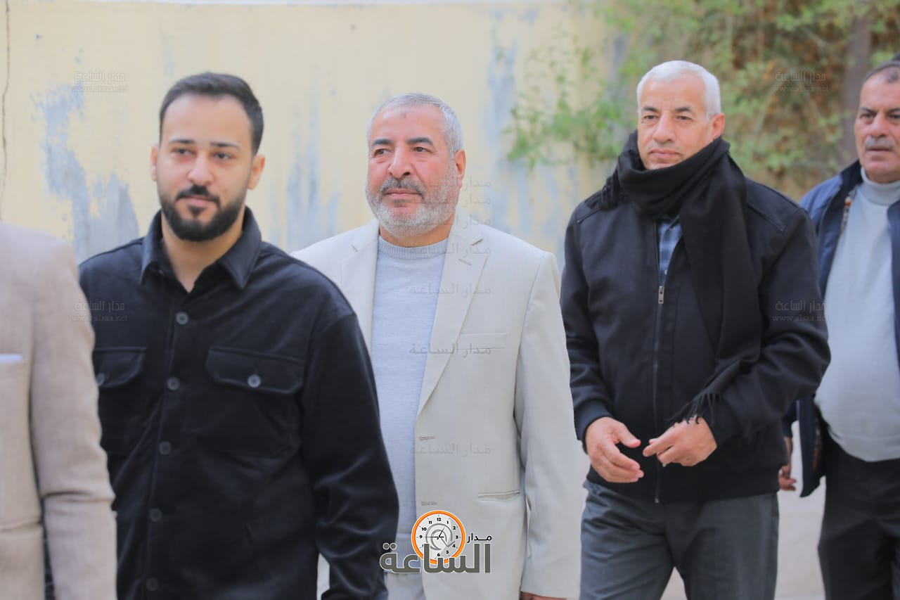 Madar Al-Saa Images 0.034669415032164475