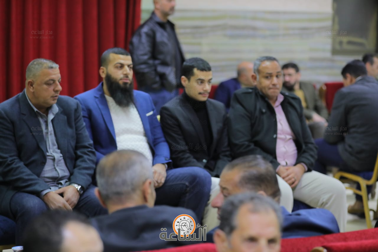 Madar Al-Saa Images 0.341175771894771