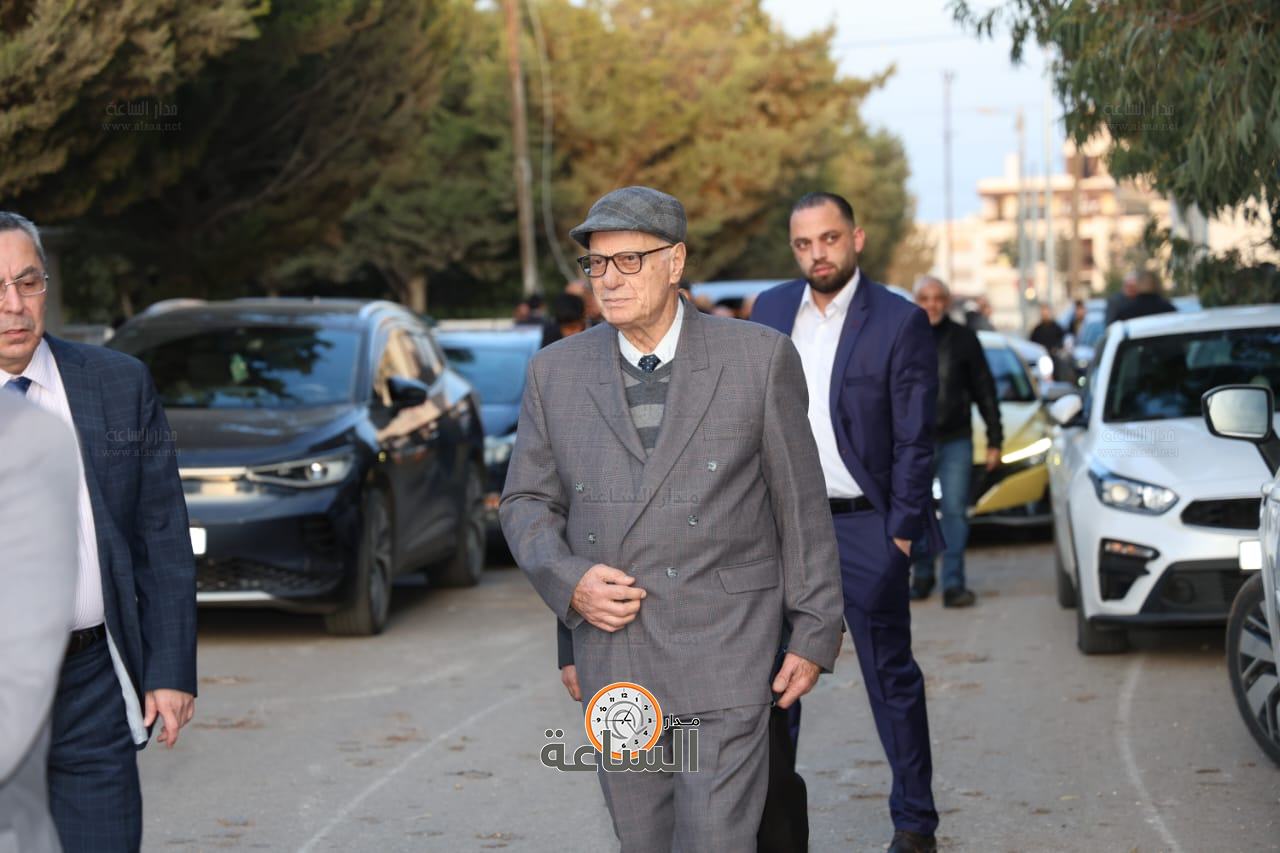 Madar Al-Saa Images 0.5859527042607287