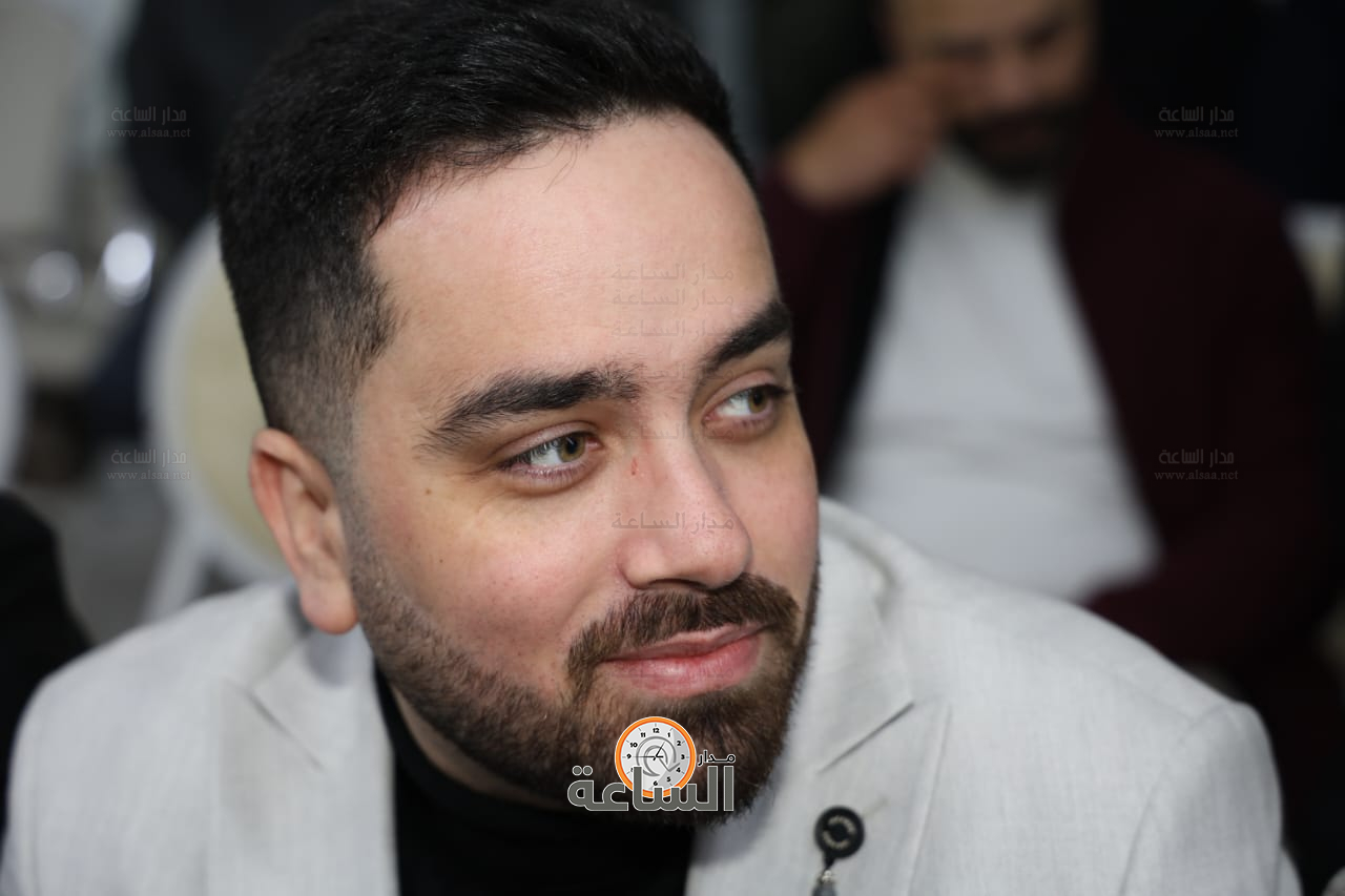 Madar Al-Saa Images 0.9600829271609839