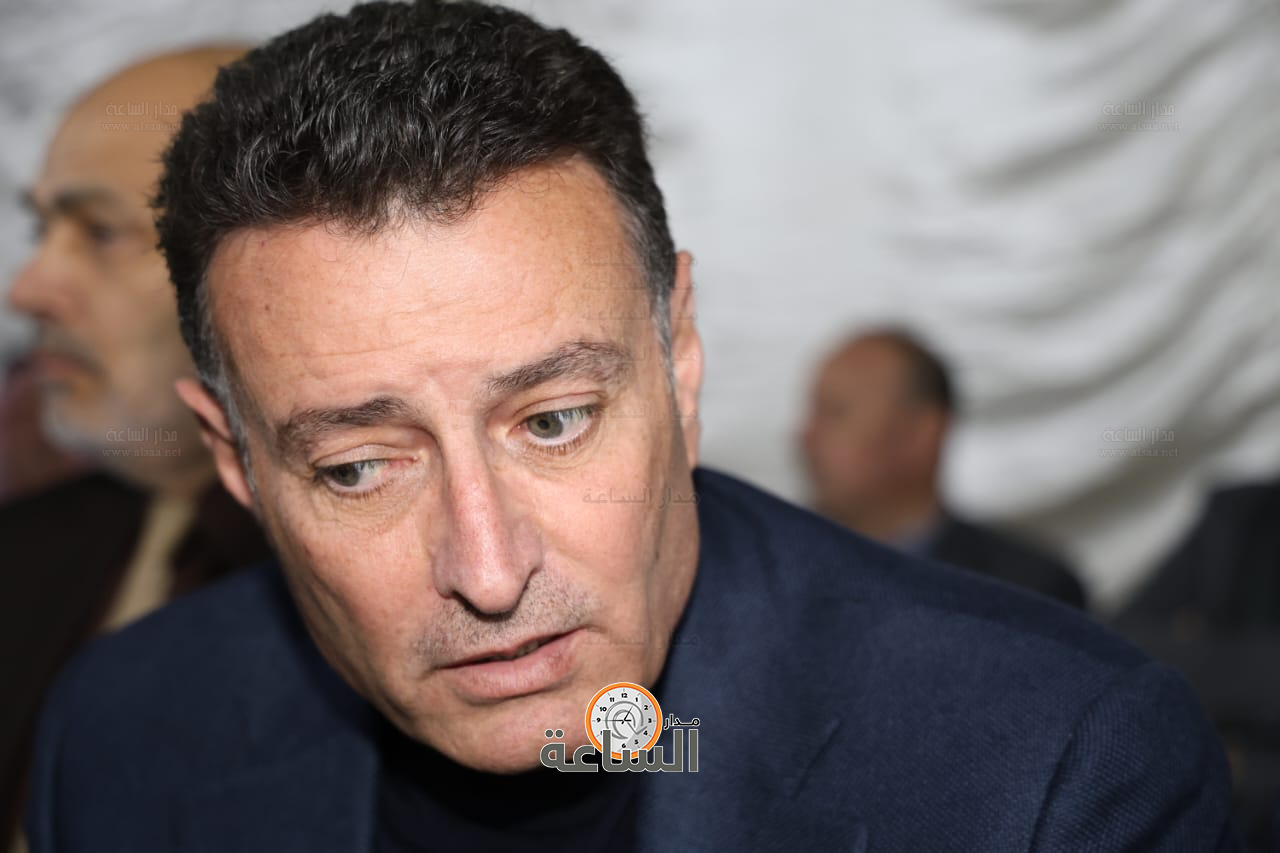 Madar Al-Saa Images 0.06311557383531863