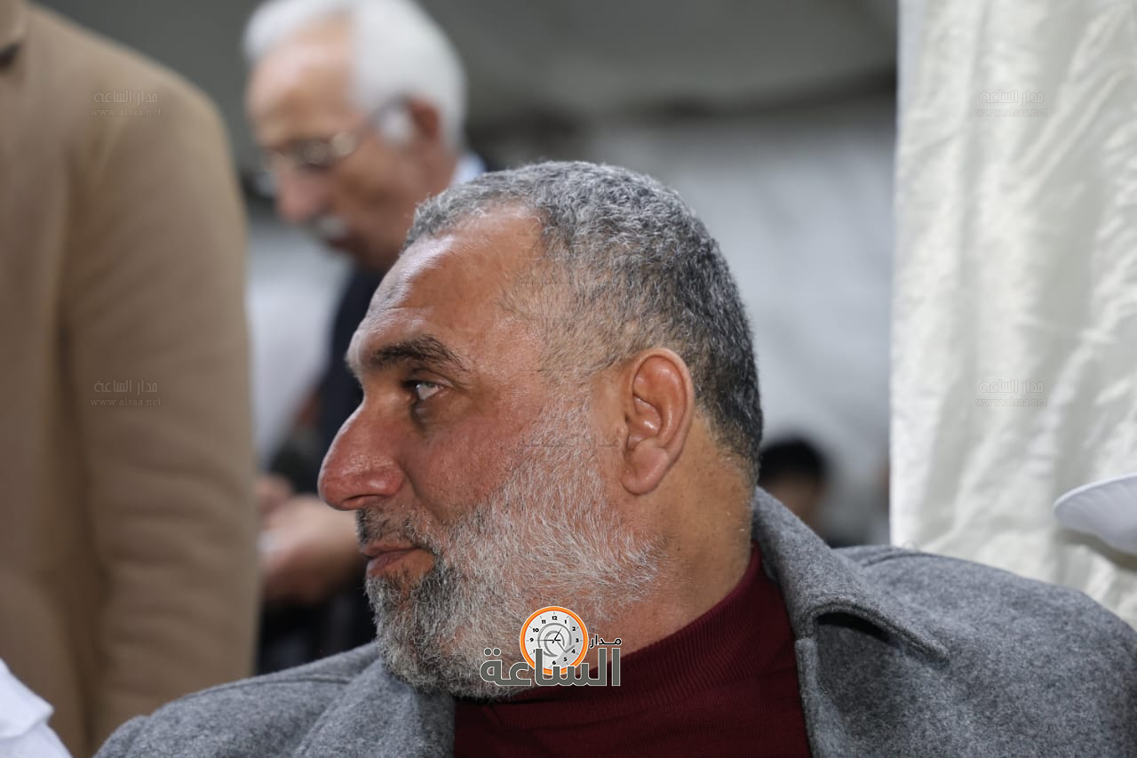 Madar Al-Saa Images 0.48347343604556325