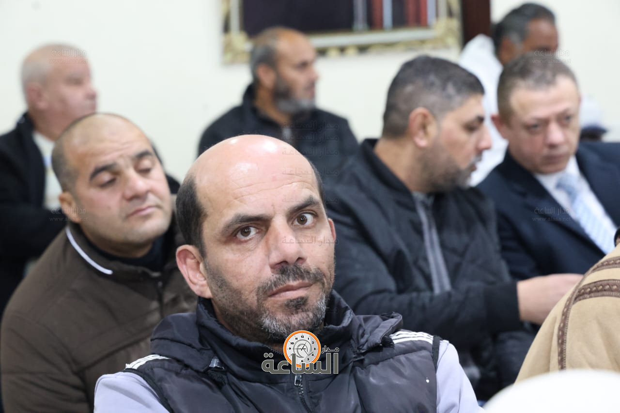 Madar Al-Saa Images 0.16073871021050623