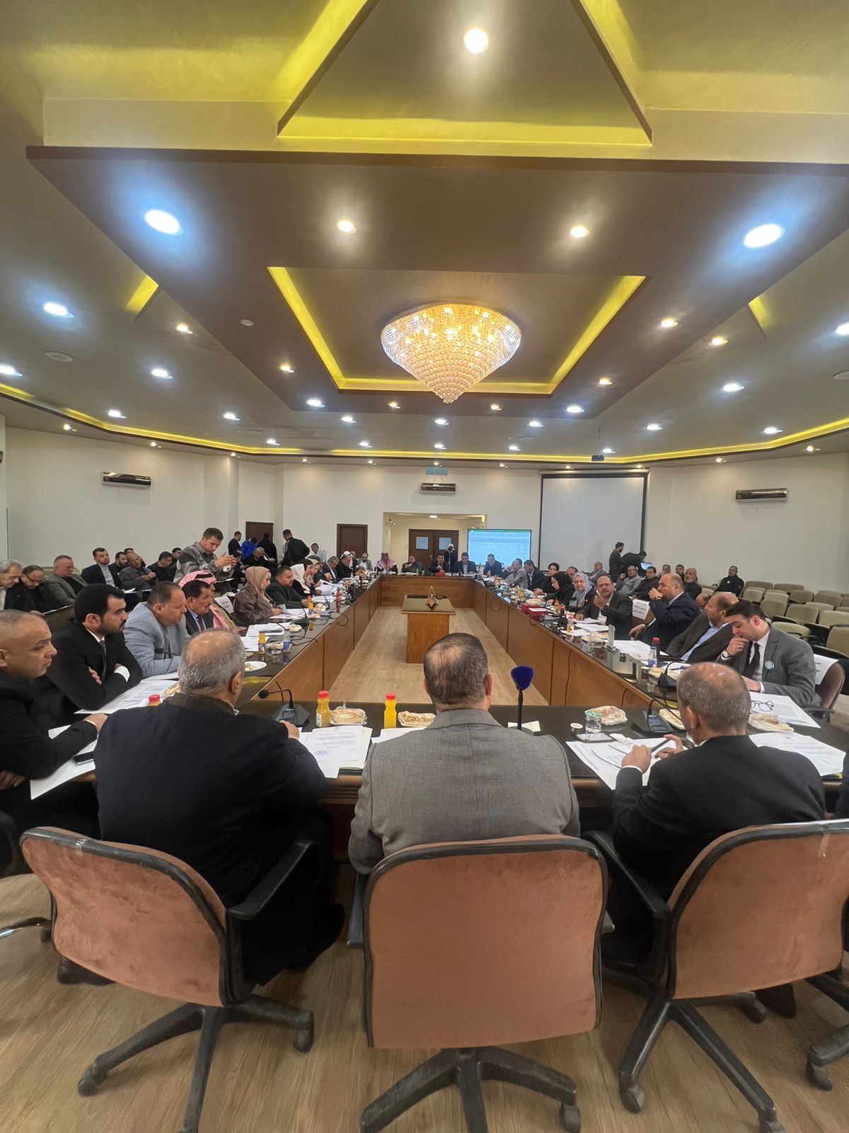 Madar Al-Saa Images 0.047252617052612855