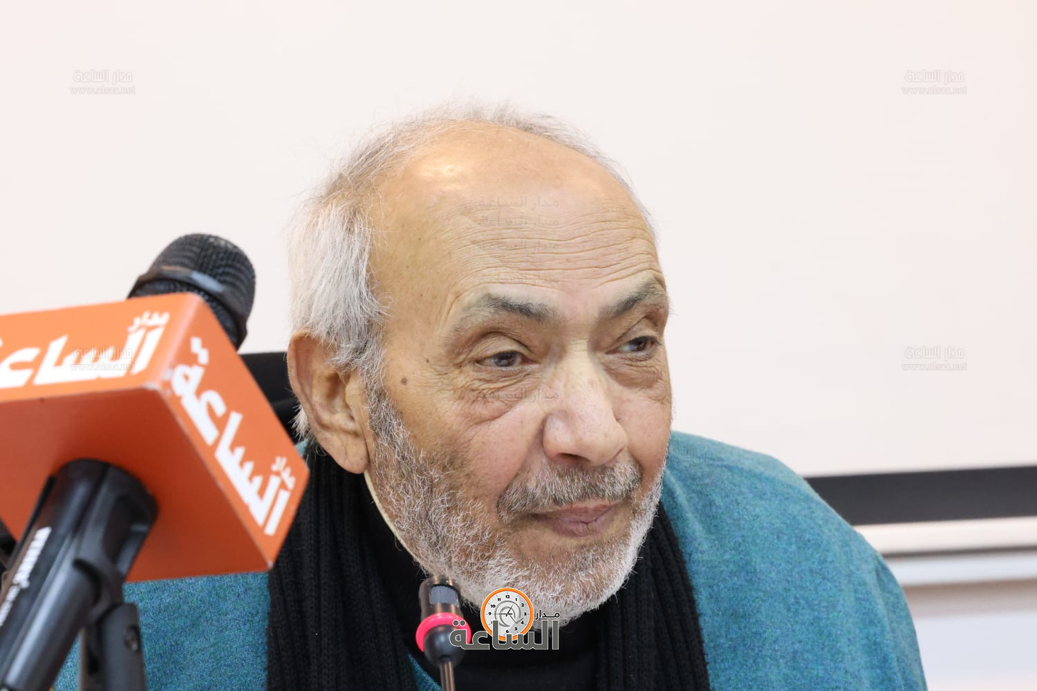 Madar Al-Saa Images 0.09343193041801023