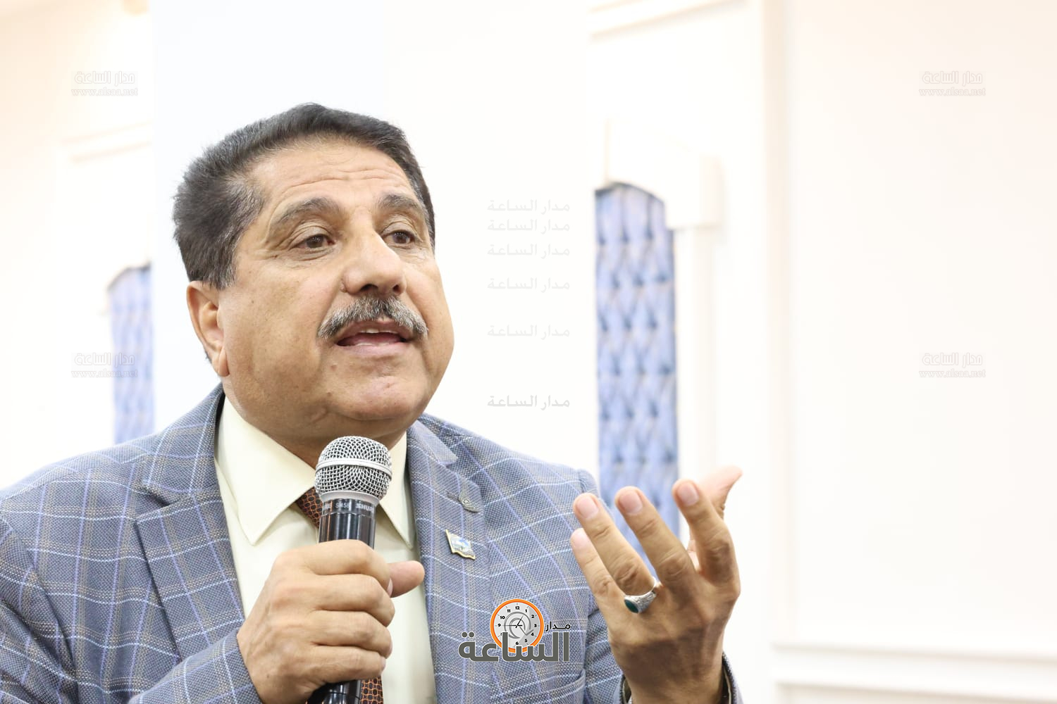 Madar Al-Saa Images 0.5456992977153479