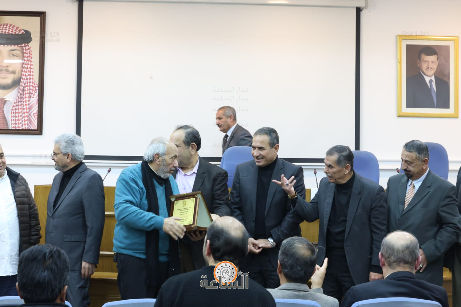 Madar Al-Saa Images 0.6178852142952946