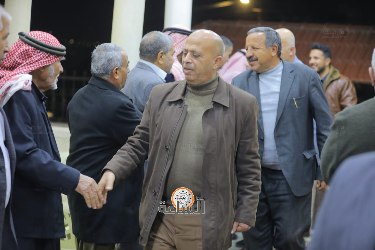 Madar Al-Saa Images 0.4439778352942956