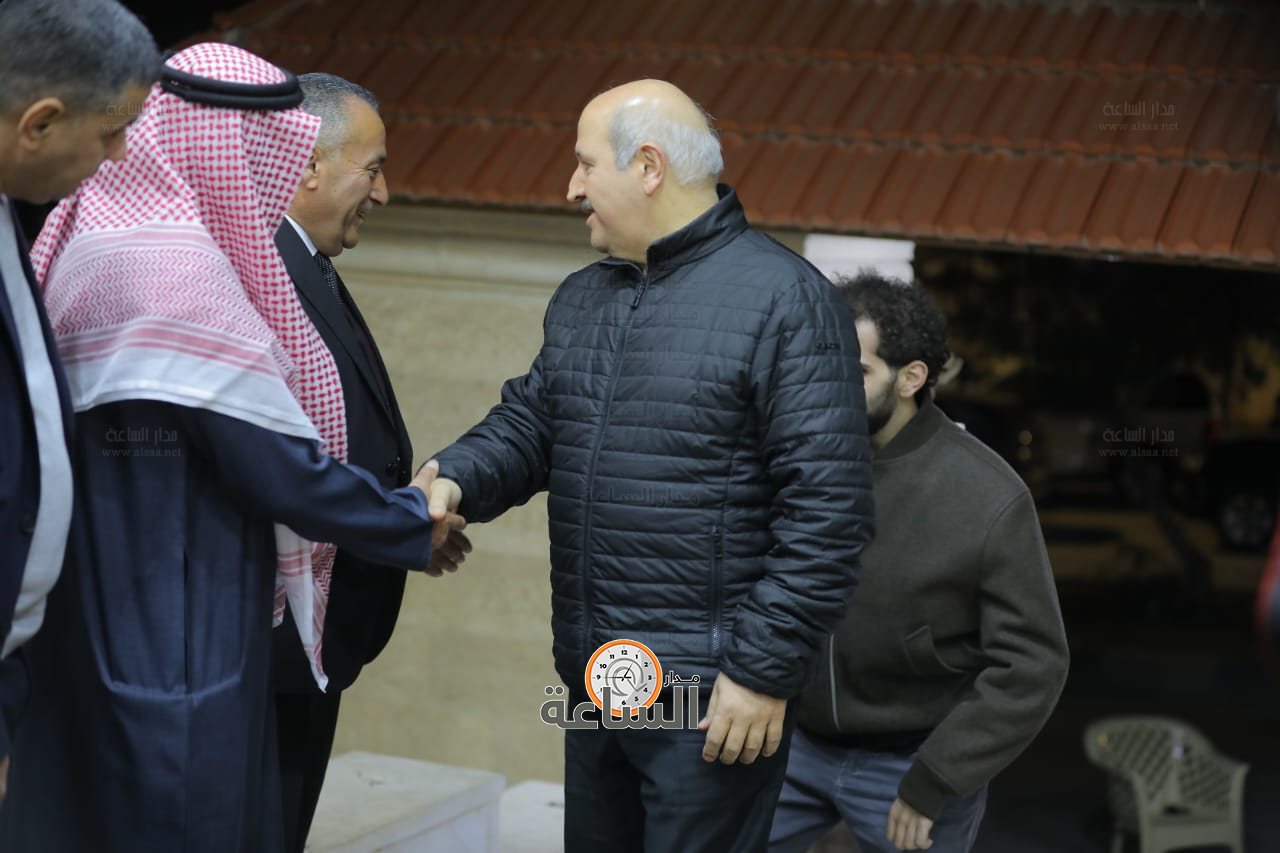 Madar Al-Saa Images 0.900180333947002