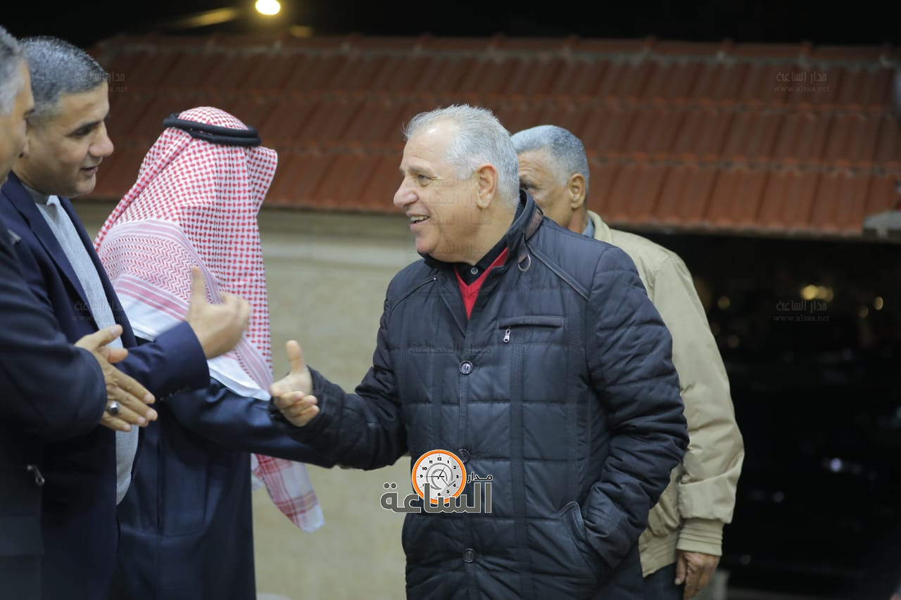 Madar Al-Saa Images 0.999401948328571