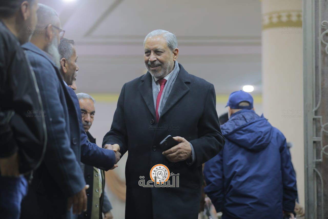 Madar Al-Saa Images 0.714108517309495