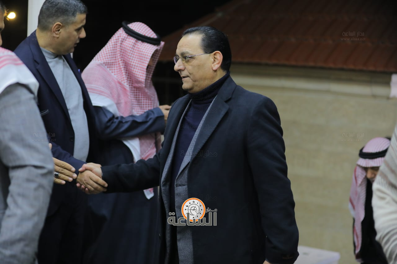 Madar Al-Saa Images 0.3896683048180398