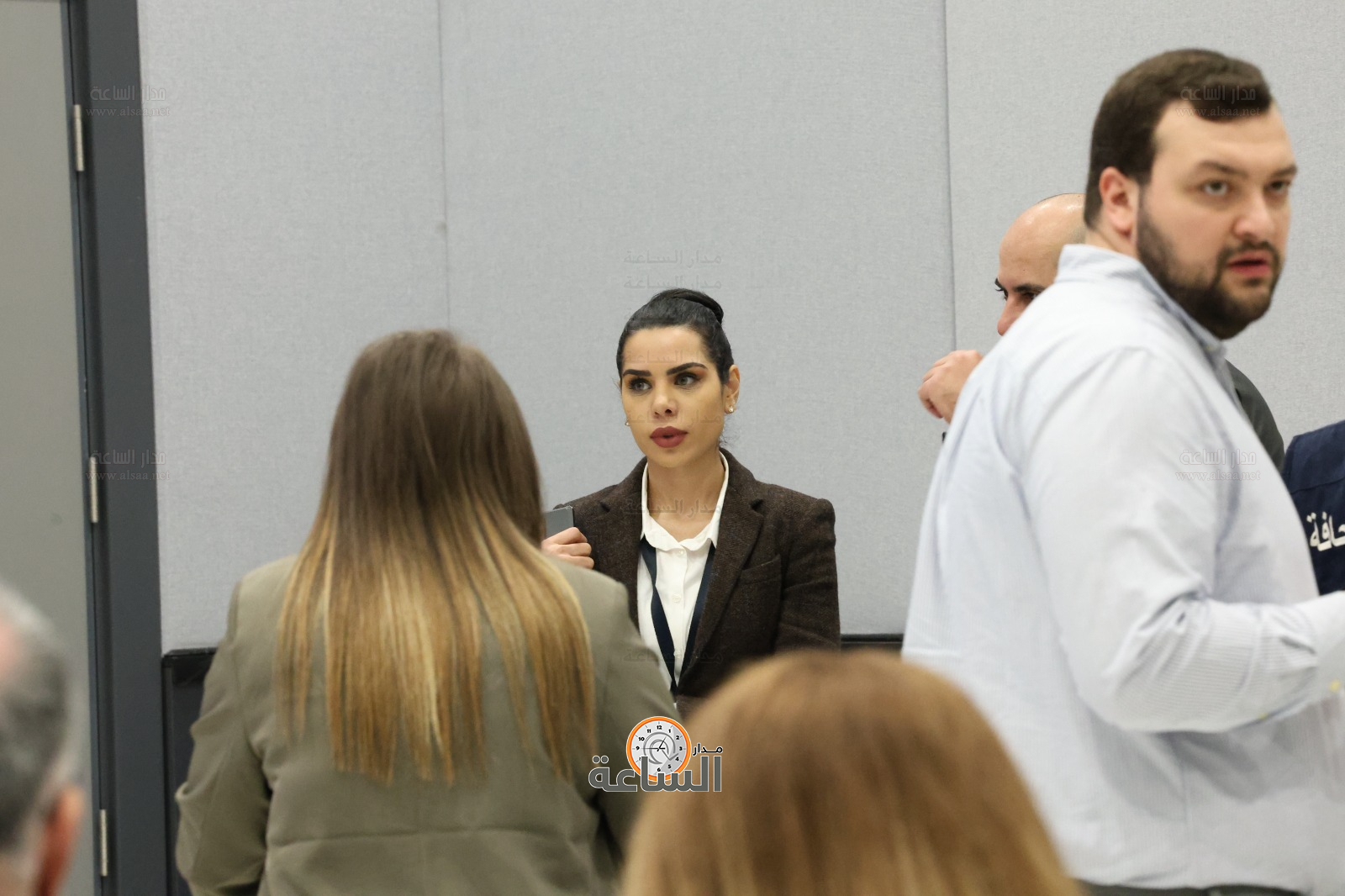 Madar Al-Saa Images 0.023038358715299134